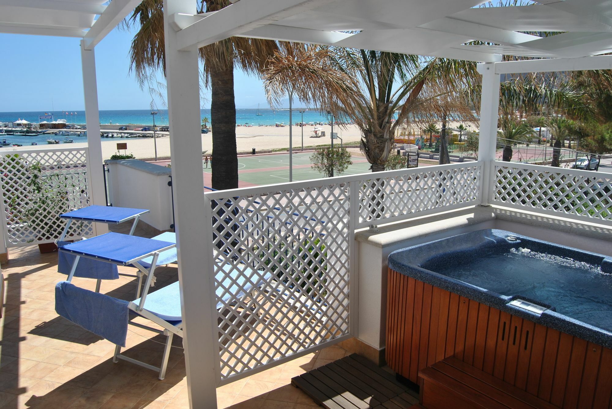סן ויטו לו קאפו Hotel Ristorante Mediterraneo Faro מראה חיצוני תמונה